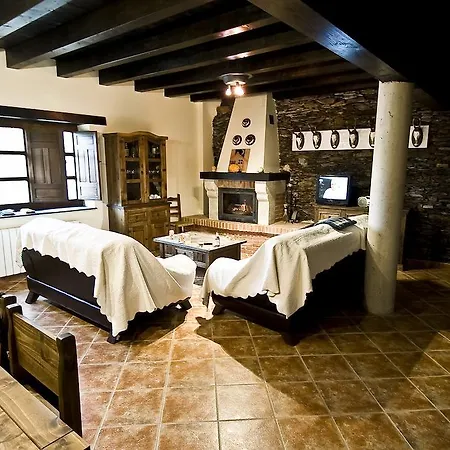 Aquilamas Country house